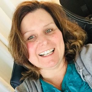 Meet your Posher, Sharron